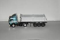 Mercedes Benz 1748  SK  Private-Collection mit Baukipper-Auflieger 