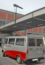 Mercedes Benz, Fernsehbertragungswagen des WDR Kln im Einsatz auf der Reeperbahn am 14. August 2008 in Hamburg. Die Crew sendete live frs ARD Morgenmagazin. (C) Matthias Rhe 
