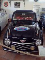 Gutbrod Superior, Kleinwagen der schwbischen Firma, Baujahr 1952, 2-Zyl.Motor mit 700ccm und 20PS, es gibt weltweit noch 10 Stck von dem Fahrzeug, Oldtimermuseum Mekirch, Aug.2010