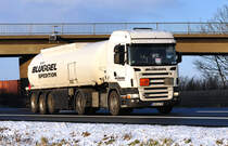 Scania R 420  Blggel Spedition  auf der A61 Miel - 15.12.2010