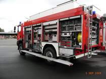 Geräterüstfahrzeug der trÜbPl feuerwehr munster

Am Tag der Nachbarschaftsfeuerwehr in Munster den 05.09.2009 aufgenommen.