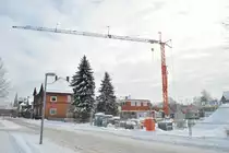 Kran auf Baustelle, am 21.12.10, in Lehrte.