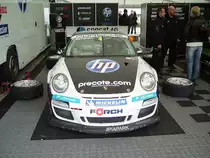 Ein Porsche 911 des Carrera Cups Deutschland beim DTM Rennen auf den Hockenheimring am 17.10.10