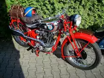 UT, Baujahr 1937, das steht f�r UnterT�rkheim, dort bei Stuttgart wurde 1922 diese Motorradfabrik gegr�ndet und bestand bis 1962, da keine eigenen Motoren gebaut wurden, verbaute man verschiedene Fabrikate, Sept.2006 