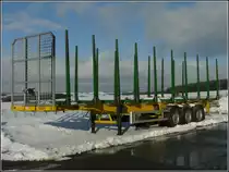 Dieser Anh�nger war �ber die Feiertage auf einem gr�sseren freien Parkplatz abgestellt.  02.01.2011