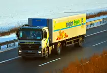 MB Actros 1832 K�hlkoffer EDEKA, A61 bei Miel 15.12.2010