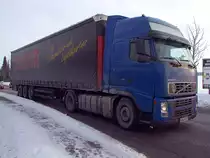 VOLVO FH-480 aus Cuxhaven ist auf Ober�sterreichs Stra�en unterwegs;110104