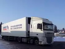 DAF XF105.410 einer Spedition aus Kaluga hat soeben Rieder Milchtrockenpulver geladen;110105
