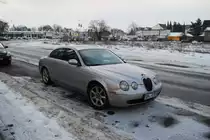 Jauguar S-Type in Lehrte am 03.11.2011.