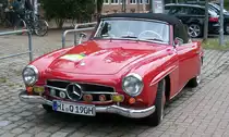 Mercedes SL, w�hrend einer Oldtimerveranstaltung im September `09, in Lehrte.