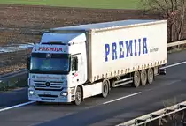 MB Actros 1844 auf der A61 bei Rheinbach - 10.01.2011