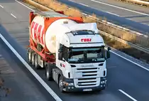 Scania R 420  Roos  aus den NL auf der A61 bei Rheinbach - 10.01.2011