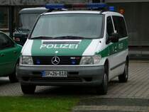Mercedes-Benz Vito 112 CDI der Bundespolizei abgestellt vor dem Bundesverfassungsgericht in Karlsruhe, Aufnahme 21.03.2008