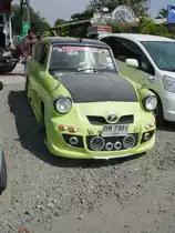 Nochmals der englische Ford Anglia 105E (Baujahr 1959 - 1967) mit stark ver�nderter Karrosserie am 20.01.2011 in Buri Ram im Nordosten Thailands