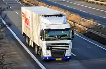 DAF FT XF105 aus den Niederlanden auf der A61 bei Rheinbach - 10.01.2011