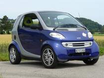 SMART - Blauer Smart BE 572808 .. Bild vom 30.06.2007