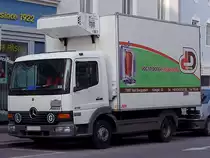 ATEGO-815 hat eine Ladung D�ner herangekarrt;110123