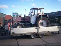 Das ist mein Steyr 650 .Er ist 1974 in die Niederlande als Neufahrzeug geliefert wurden. Im Nov. 2007 frisch aus den Niederlanden importiert.Das Foto ist noch beim Steyr_Hndler auf dem Hof.