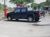 Ein ISUZU Pick-up D-max Highlander 3,0 i-TEQ mit Doppelkabine am 25.01.2011 im Nordosten Thailands