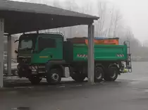 MAN-Kipper am 22.Januar 2011 bei der Stra�enmeisterei R�gen in Bergen/R�gen.Die Aufnahme entstand von der Stra�e aus.