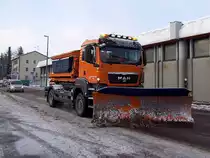 MAN TGS18.320 der Stadtgemeinde Ried im Winterdiensteinsatz;101127