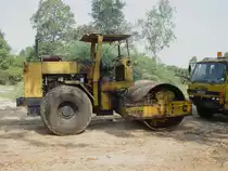 Der Walzenzug SINGTHAI PV-65 kommt am 08.02.2011 nicht zum Einsatz