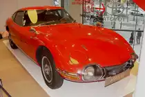 Dieser TOYOTA 2000GT wurde in den Verkaufs- und Ausstellungsrumen von Toyota auf den Champs-Elyses am 17.07.2009 gezeigt