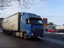 VOLVO FH-440 aus RO im Rieder Stadtgebiet;110205