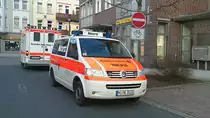 VW T5 als Notarzt am 08.02.2011 am Jobcenter (Burgdorfer Strae)/Lehrte am 08.02.2011,