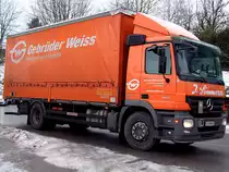 ACTROS-1832 von Gebr.Weiss; (J.Simmerer) rast zum nchsten Entladeort;101223