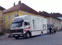 MB-1017 der OSKANI-Truppe ist mit smtlichem Equipment fr einen Auftritt in der Nhe von Perg eingetroffen;101022