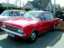 Opel-Record nimmt an der Oldtimerausstellung St.Martin/Innkr. teil; 080330
