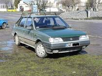 FSO Polonez 1.5 GLE fotografiert in Zhovkva, Ukraine am 24-03-2008.