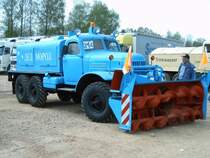 Zil 157 Schneefr��e  V�terchen Frost  aufgenommen am 01.05.05 in Werdau