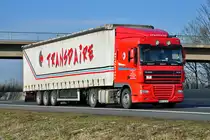 DAF XF 105.460  Transdaire  auf der A61 bei Miel - 22.02.2011