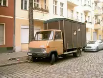 Hanomag-Henschel F45 Kastenkoffer, gesehen in Berlin 04/2006.