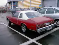 Buick Skylark SR, Heckansicht, stand vor einem Einkaufzentrum in Polen 05/2007.