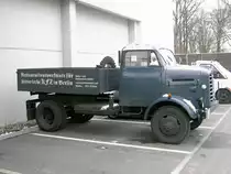 Borgward B2000, Seitenansicht, gesehen 01/2007 in Berlin.