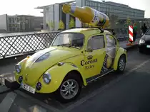 VW K�fer als Werbemobil, gesehen in Berlin 04/2009.