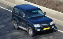 Toyota Land Cruiser TDSL aus den NL auf der A61 bei Miel - 04.03.2011