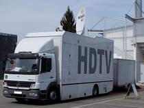 ATEGO-1529 von HDTV hat den Satellitenspiegel in die optimale Stellung gebracht;110212