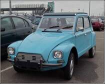 Citron Dyane 6 war am 10.03.2011 auf einem Parkplatz abgestellt.