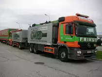 Mercedes Actros 2544 Altglastransporter von der Spedition Frikus. 26.9.2010
