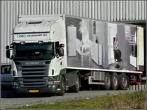 Scania R420 aufgenommen bei einem M�bellager am 21.03.2011.