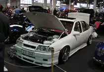 Opel Vectra. Aufgenommen auf dem Carstyling Tuning Show, am 27.03.2011