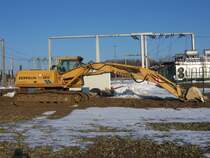 Ein Zeppelin Raupenbagger zr 15 hier bei Kanalbauarbeiten in Herlasgrn/Vogtland