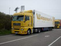 Ein ungarischer MAN-LKW im Fhrhafen Sassnitz-Mukran am 11.04.2008