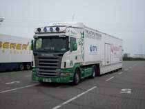 Ein tschechischer SCANIA-LKW im Fhrhafen Sassnitz-Mukran am 11.04.2008