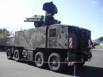 MAN 15T 8x8 der Bundeswehr mit dem Flugabwehrraketensystem Roland, dieses System diente der Bek�mpfung von Flugzielen in niedrigen Flugh�hen. Dieses Fahrzeug hat ein Gesamtgewicht von 22,5 Tonnen. Gesehen im Luftwaffen-Museum Gatow, 09.04.2011