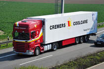 Scania R 440  Cremers Transport  auf der A61 bei Weilerswist - 29.03.2011